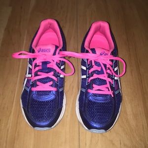 Running sneakers